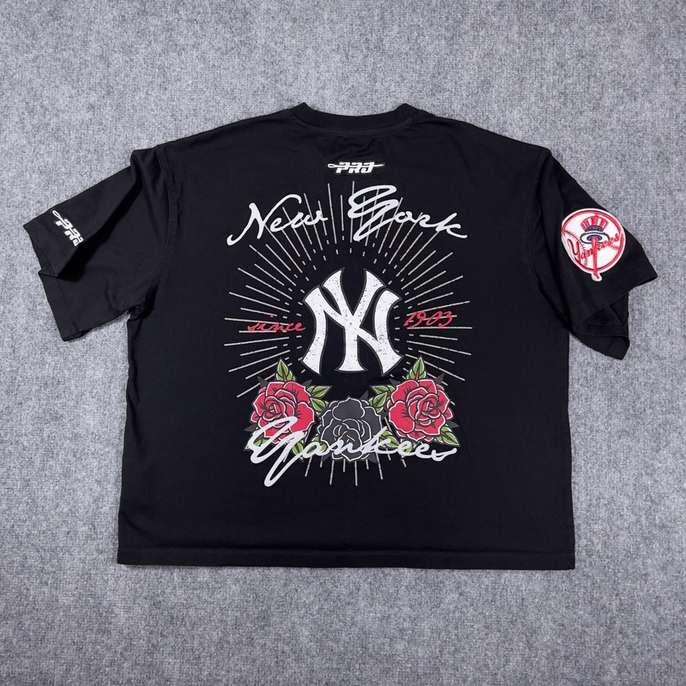 New York Yankees Pro Standard Shirt Mens Large Black Rose Graphic Tee Boxy Fit